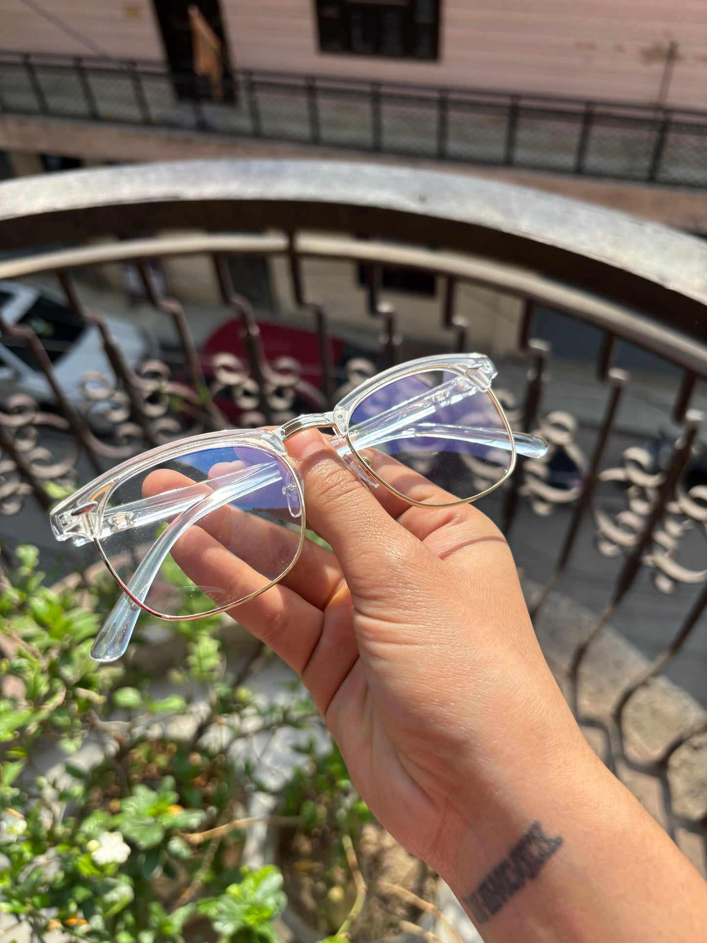 POKER FACE- transparent